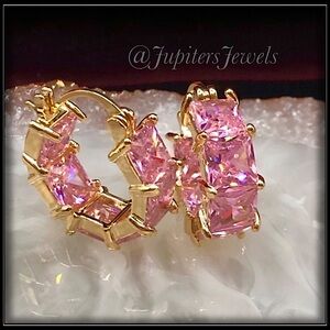 New 14k gold & pink simulated diamond 8g square princess chunky huggie earrings
